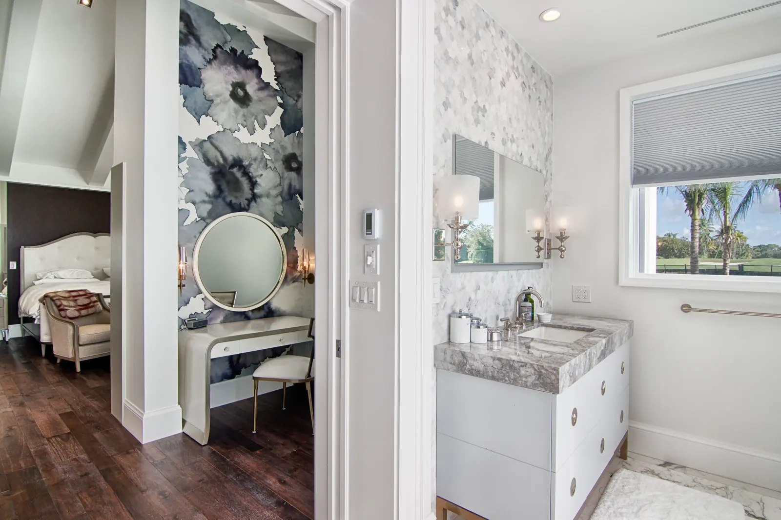 Entry And Living at Breakers West Terrace