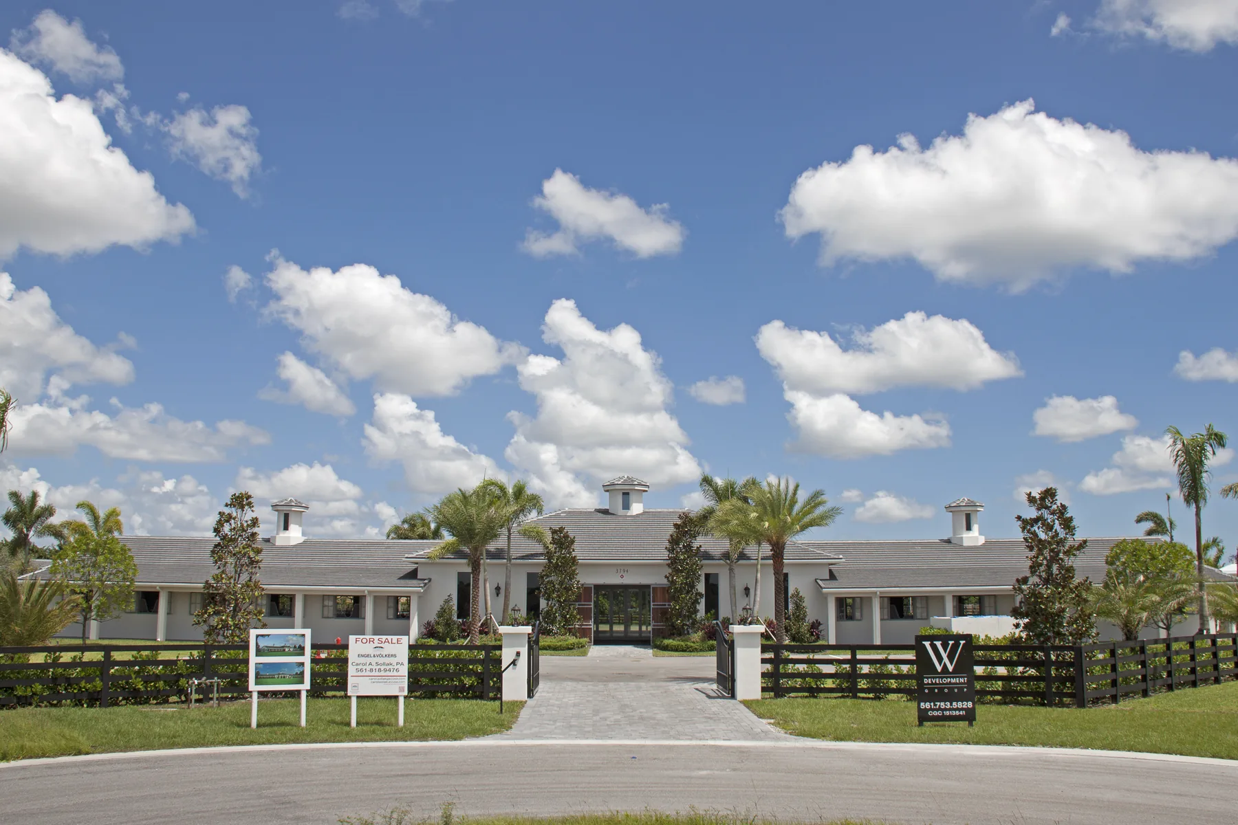 Entry to Grand Prix Farms