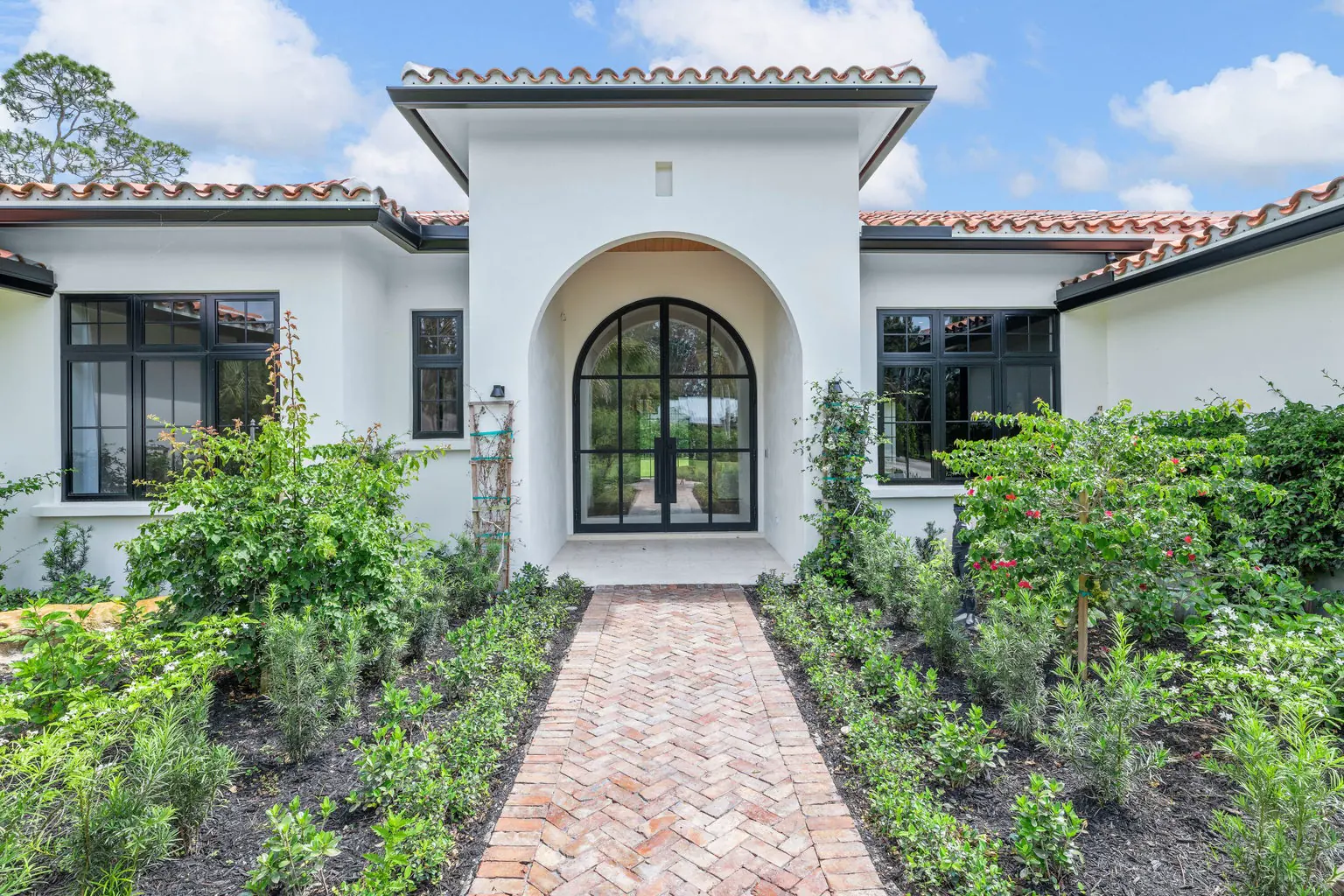 Front Facade at Horseshoe Trace