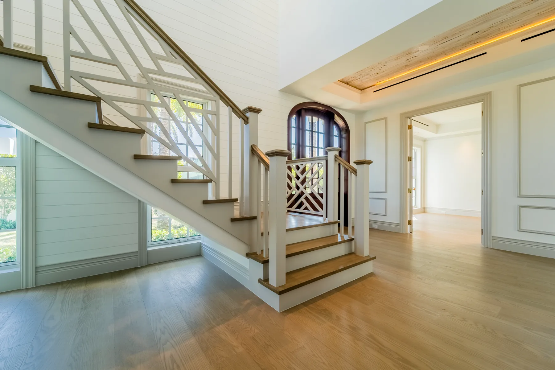 Staircase and entry hall at Ibis Isle