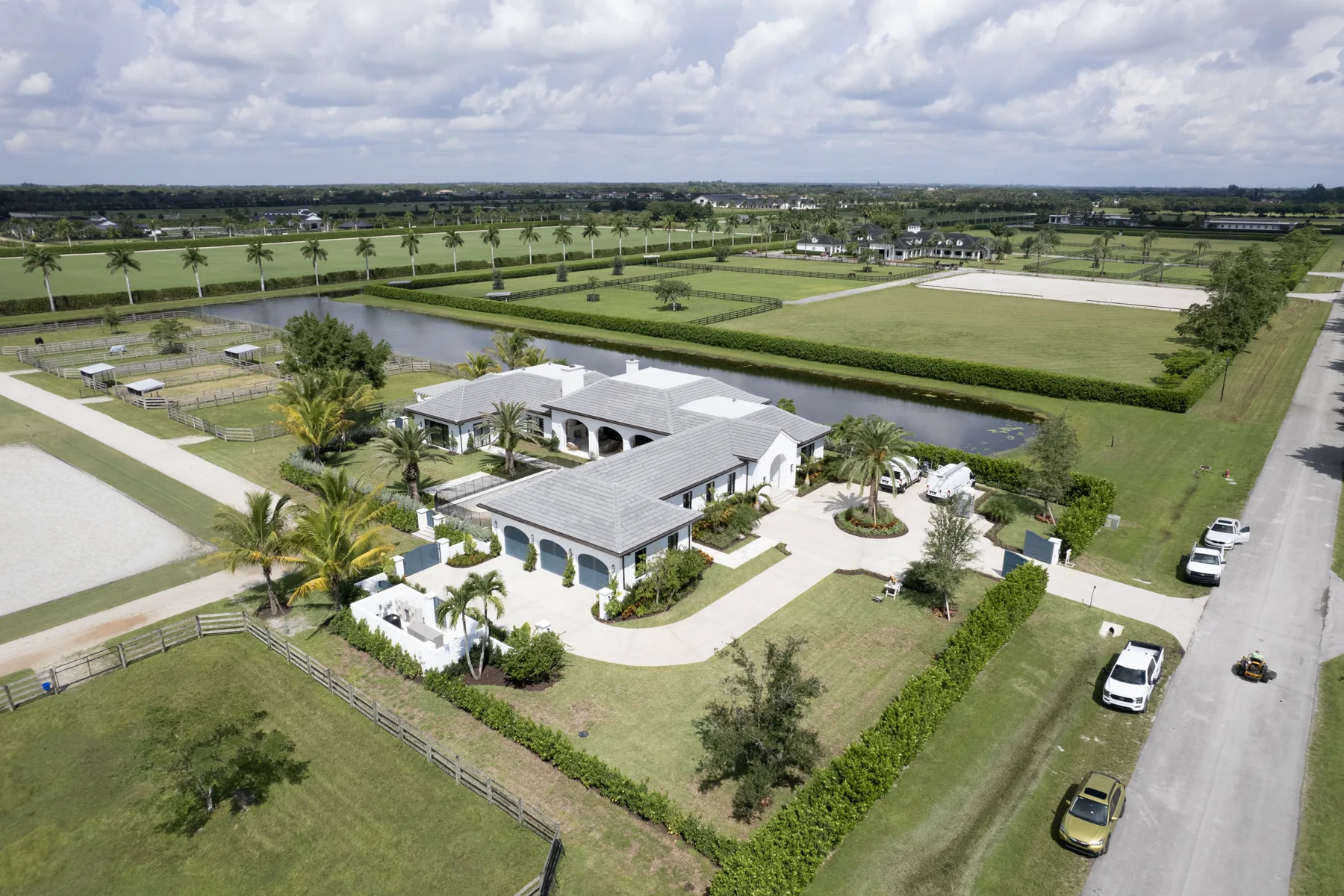 Lasso Way Private Residence project image 12