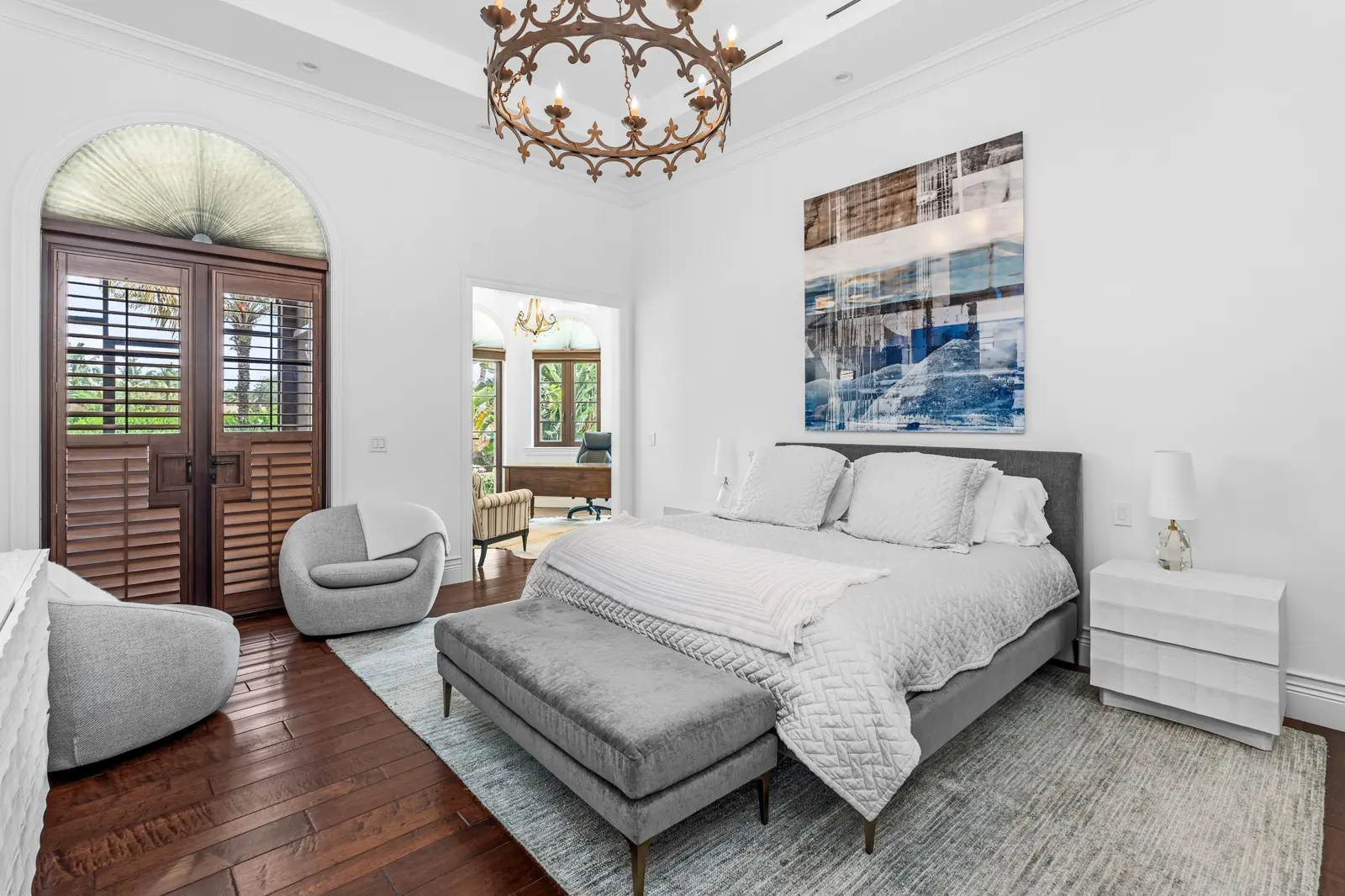 Bedroom Suite at Mida Main House