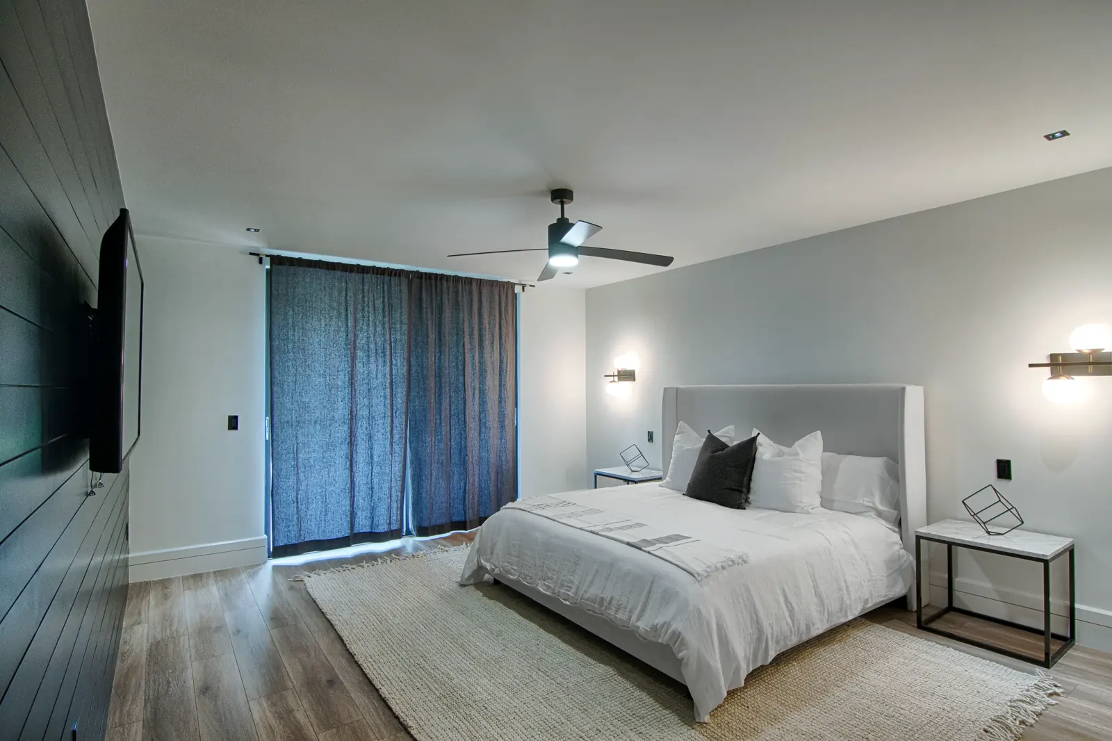 Bedroom Suite at Polo Island